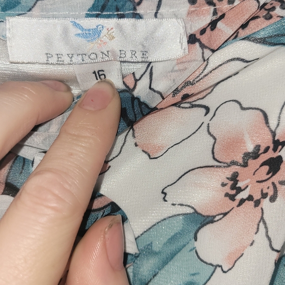 Floral Maxi Dress with Blue and White Pattern - Picture 7 of 7